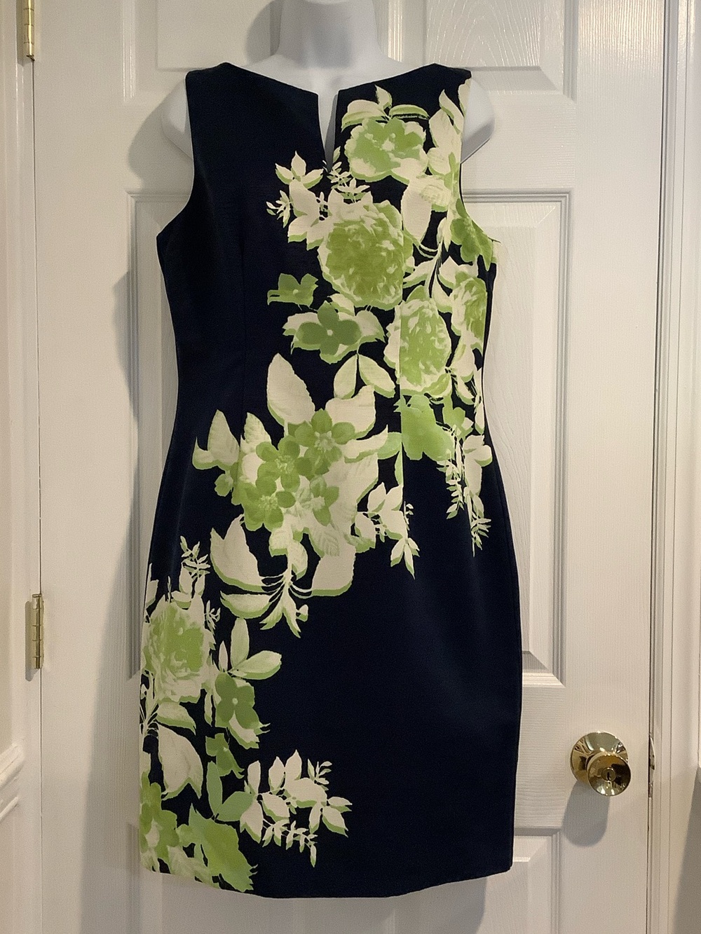 NWOT CHETTA B Navy Blue Floral  Classy Summer Beach Wedding Guest Dress 10